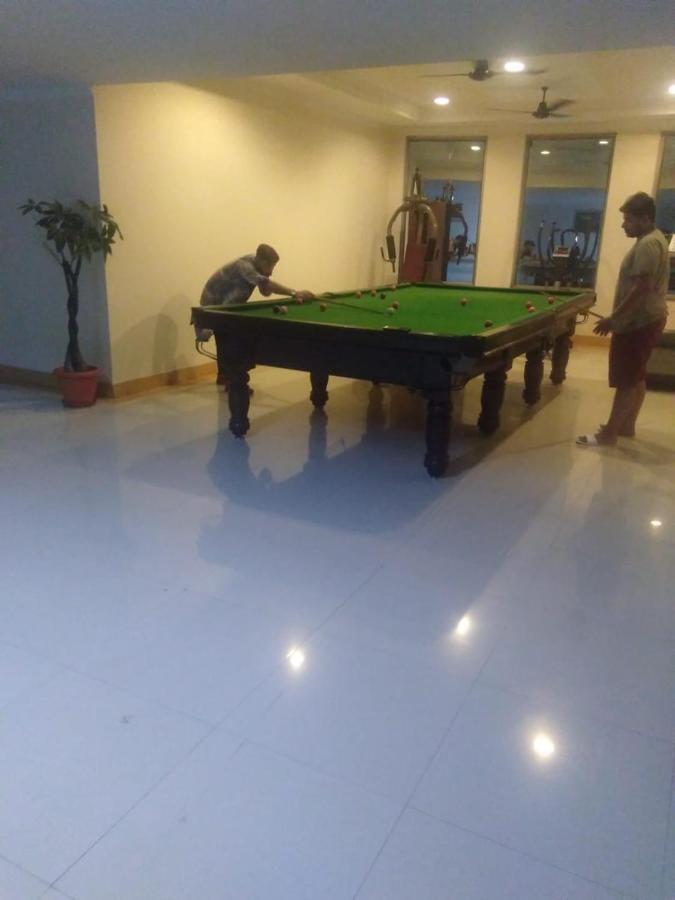 ホテル ルドラ コンチネンタル Rudrapur エクステリア 写真